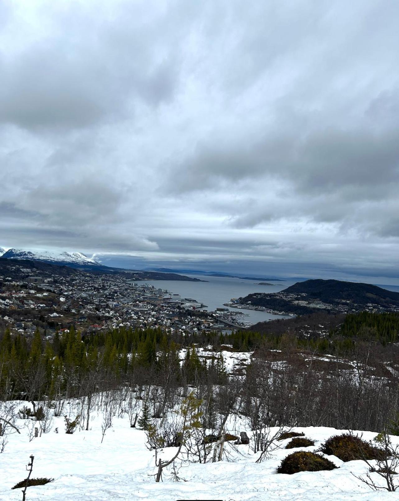 Harstad, All Seasons Apartment Exterior foto